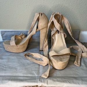 Fashion Nova size 9 nude suede 5 inch high heels with wrap around straps